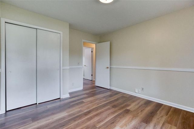 1660 Maple Court SE, Conyers, GA 30013