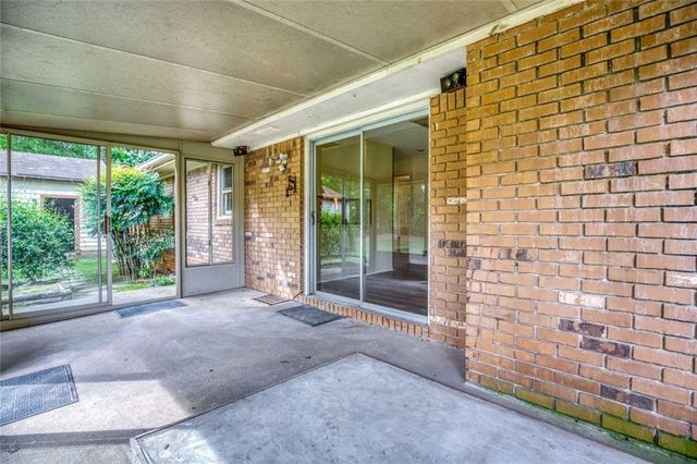 1660 Maple Court SE, Conyers, GA 30013