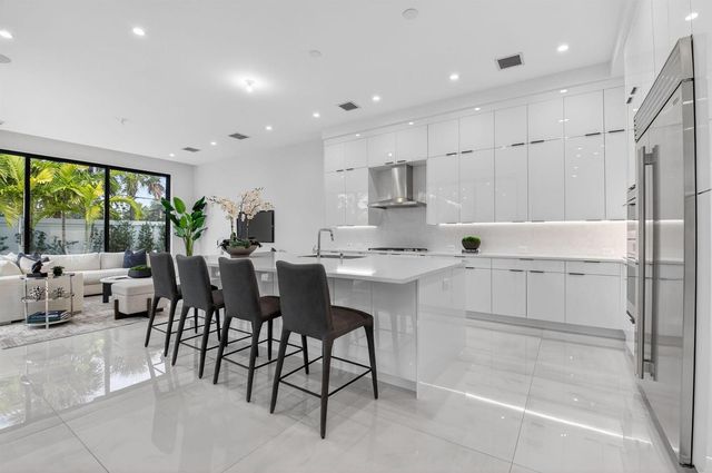 2232 Delray Ridge Lane, Delray Beach, FL 33444