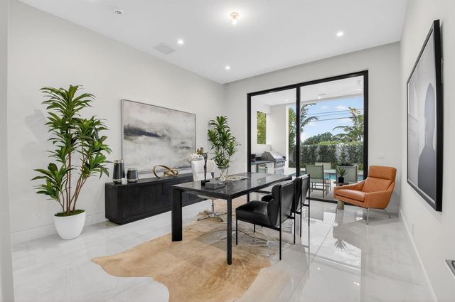 2232 Delray Ridge Lane, Delray Beach, FL 33444