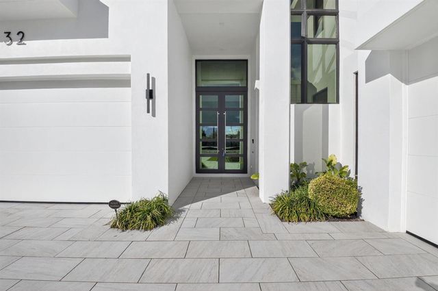 2232 Delray Ridge Lane, Delray Beach, FL 33444