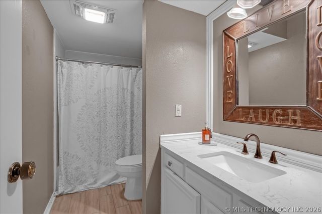 2652 W Galveston Street, Broken Arrow, OK 74012