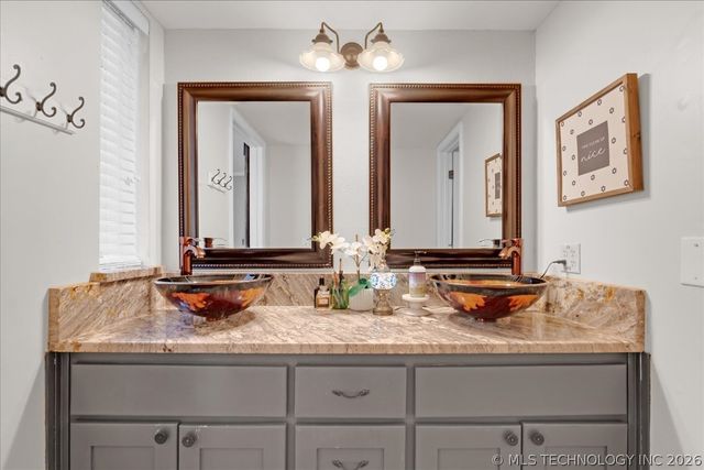 2652 W Galveston Street, Broken Arrow, OK 74012