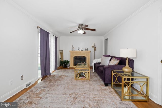 18 GEORGE READ RD, New Castle, DE 19720