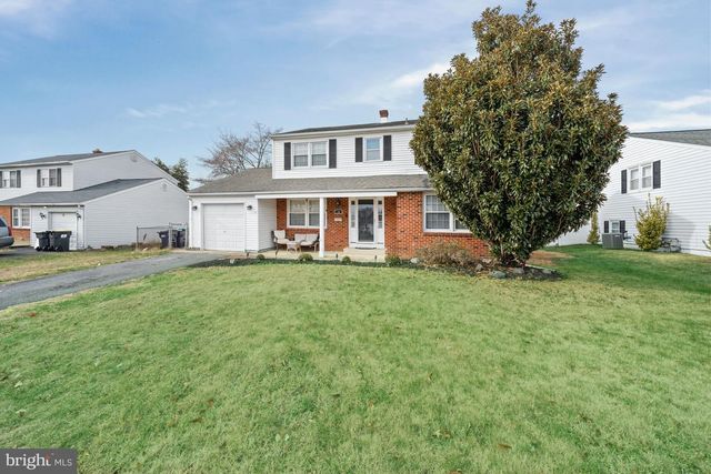 18 GEORGE READ RD, New Castle, DE 19720