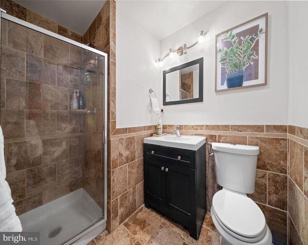 18 GEORGE READ RD, New Castle, DE 19720