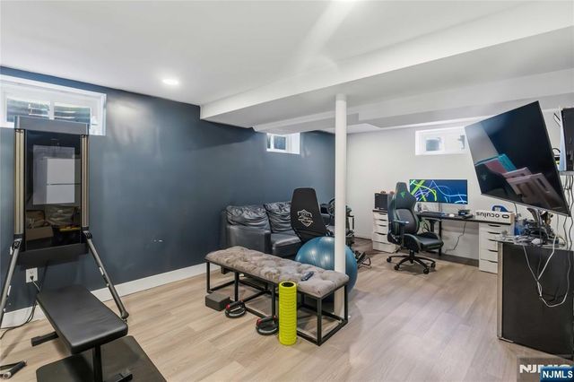 60 Melody Hill Road, Clifton, NJ 07013