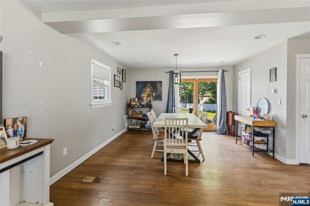 60 Melody Hill Road, Clifton, NJ 07013