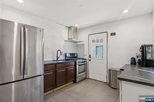 60 Melody Hill Road, Clifton, NJ 07013
