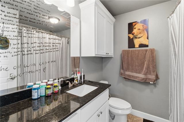 1701 Park Place, College Station, TX 77840