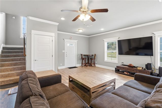 1701 Park Place, College Station, TX 77840