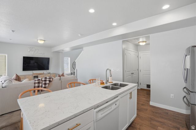 11882 S BLACK HILLS LN, Herriman, UT 84096