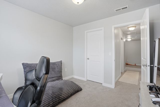 11882 S BLACK HILLS LN, Herriman, UT 84096