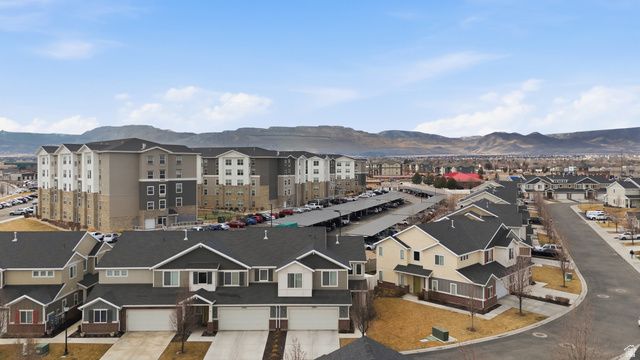 11882 S BLACK HILLS LN, Herriman, UT 84096