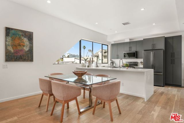 3724 Vinton Avenue, Los Angeles, CA 90034