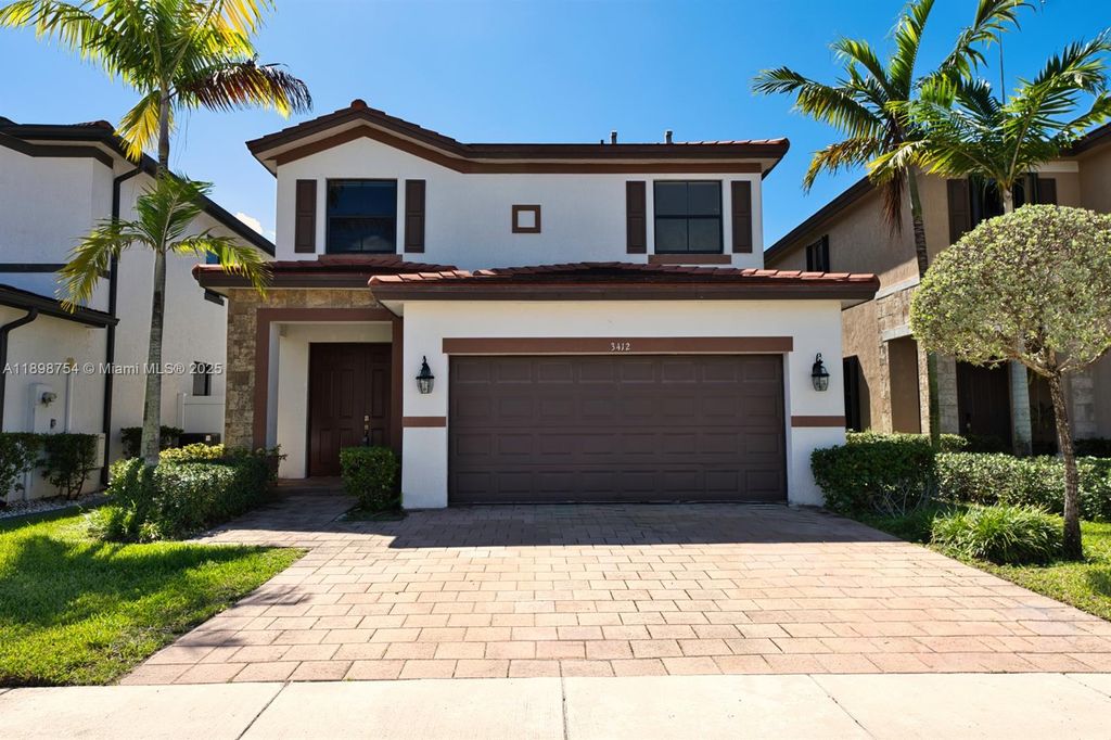 3412 W 103rd Ter, Hialeah, FL 33018