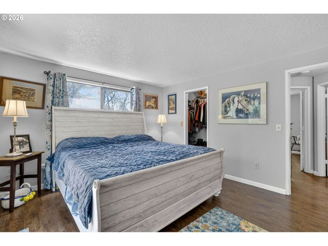 21155 Se FOSTER Rd, Damascus, OR 97089