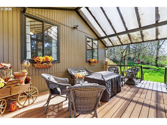 21155 Se FOSTER Rd, Damascus, OR 97089