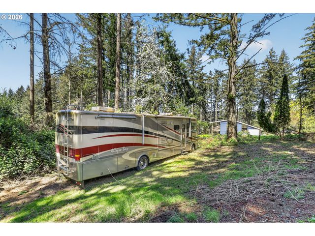 21155 Se FOSTER Rd, Damascus, OR 97089