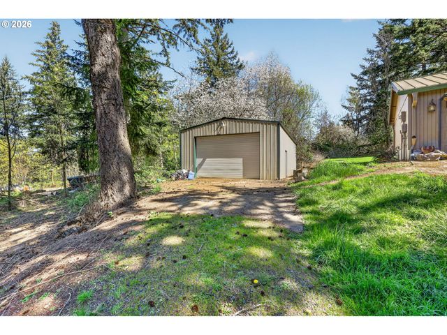 21155 Se FOSTER Rd, Damascus, OR 97089