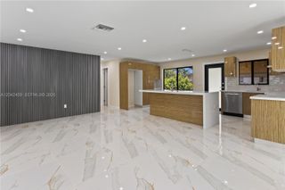 21330 NE 26 Avenue 0, Aventura, FL 33180