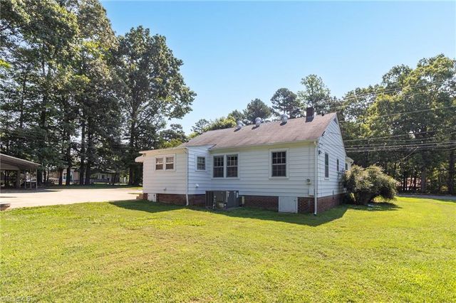 1106 Mack Road, Asheboro, NC 27205