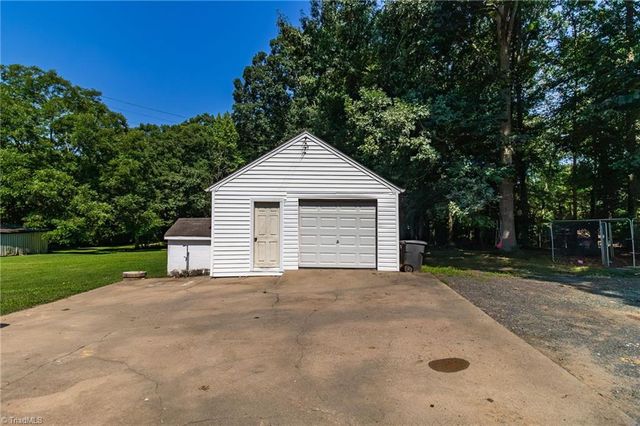 1106 Mack Road, Asheboro, NC 27205