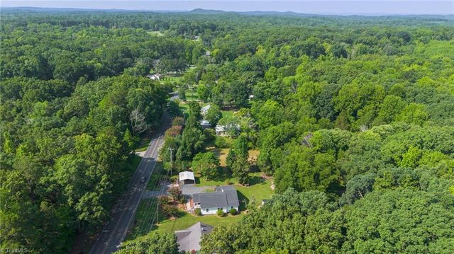 1106 Mack Road, Asheboro, NC 27205