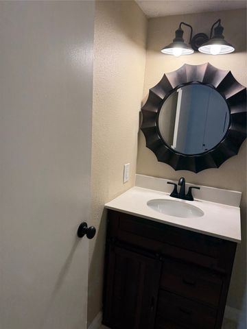 7213 Chatham Road, North Richland Hills, TX 76182