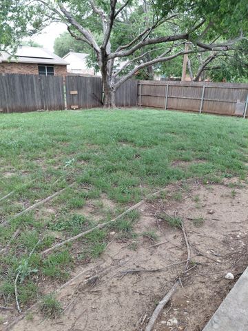 7213 Chatham Road, North Richland Hills, TX 76182