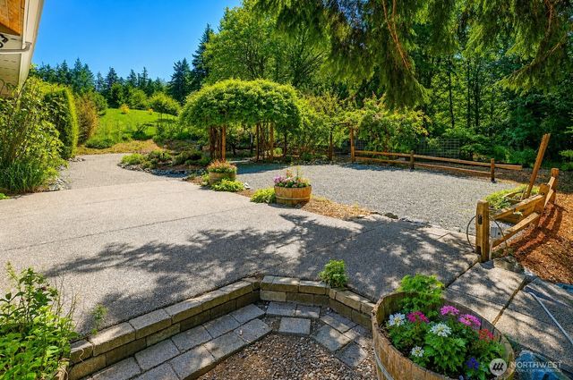 308 RIDGELAWN Place, Camano Island, WA 98282