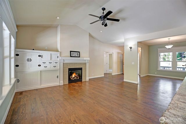308 RIDGELAWN Place, Camano Island, WA 98282