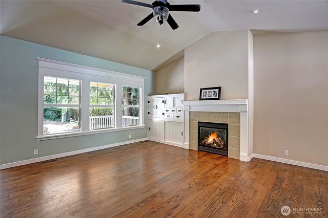 308 RIDGELAWN Place, Camano Island, WA 98282