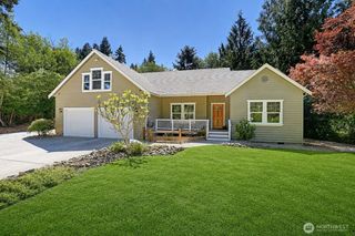 308 RIDGELAWN Place, Camano Island, WA 98282