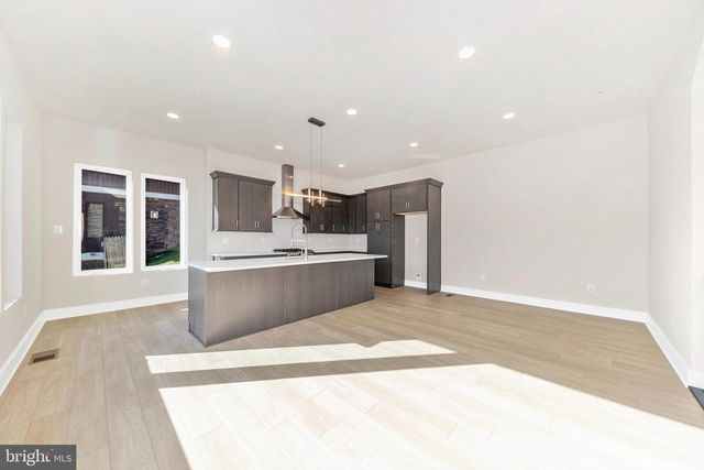 6748 ACCIPITER DR, New Market, MD 21774