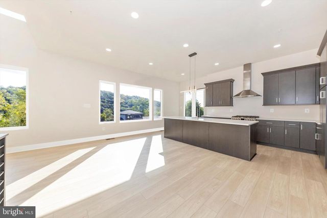 6748 ACCIPITER DR, New Market, MD 21774