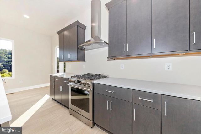 6748 ACCIPITER DR, New Market, MD 21774