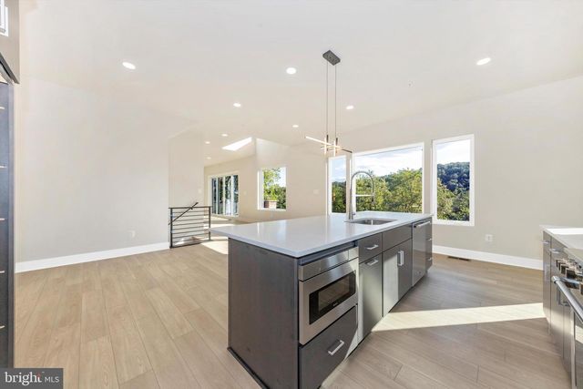 6748 ACCIPITER DR, New Market, MD 21774