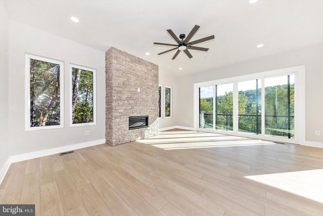 6748 ACCIPITER DR, New Market, MD 21774