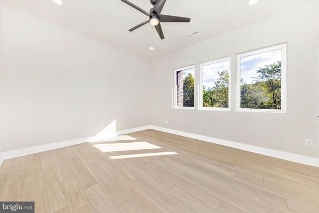 6748 ACCIPITER DR, New Market, MD 21774