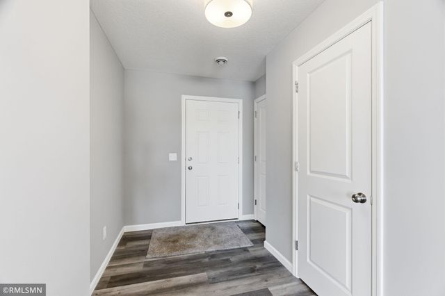 10580 Goodview Avenue S, Cottage Grove, MN 55016