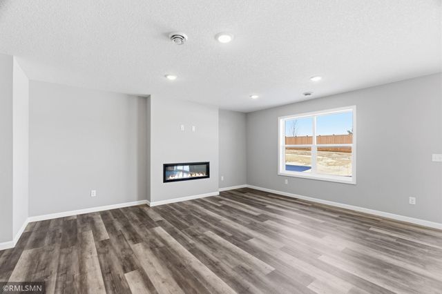 10580 Goodview Avenue S, Cottage Grove, MN 55016