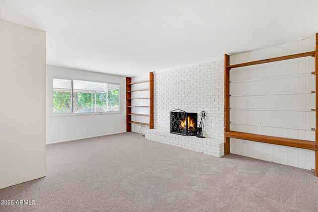 1036 E GENEVA Drive, Tempe, AZ 85282