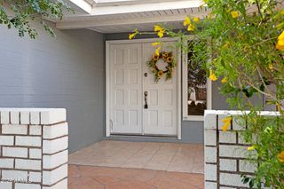 1036 E GENEVA Drive, Tempe, AZ 85282