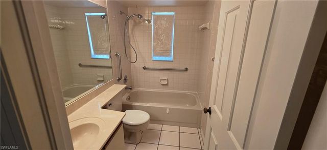 509 E 6th ST, Lehigh Acres, FL 33972