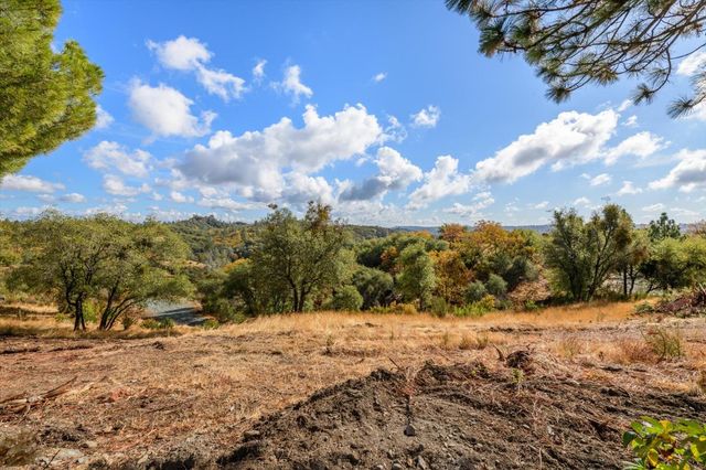 12000 Twin Pines Rd, Sutter Creek, CA 95685