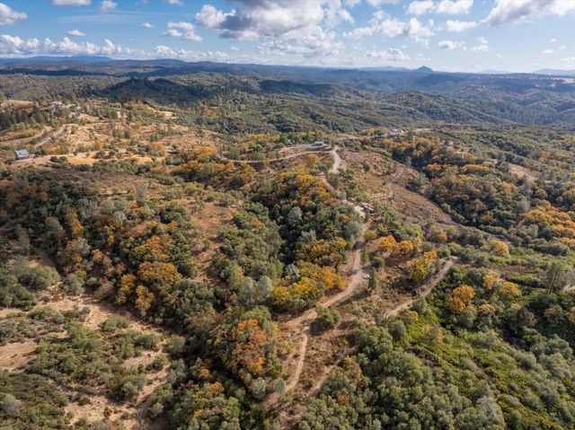 12000 Twin Pines Rd, Sutter Creek, CA 95685