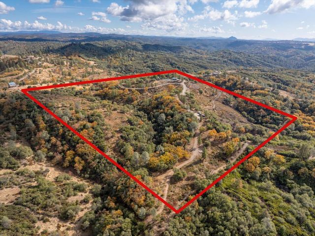 12000 Twin Pines Rd, Sutter Creek, CA 95685