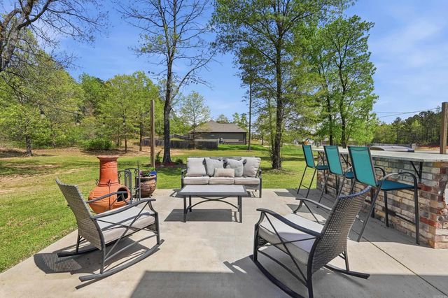 21214 Meadows Acres Drive, Hensley, AR 72065