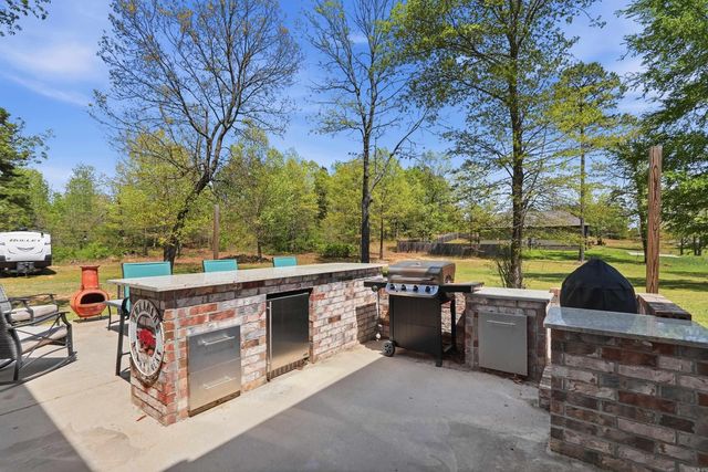 21214 Meadows Acres Drive, Hensley, AR 72065